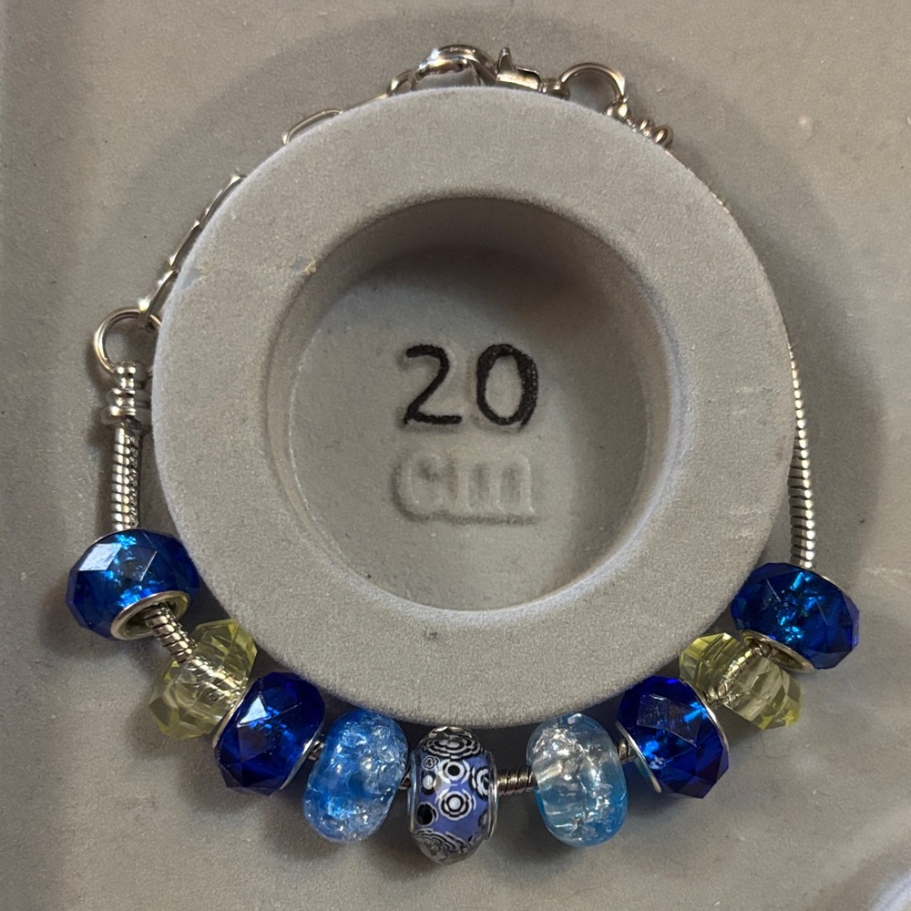 Handmade Elegant Blue and Silver Beaded Bracelet